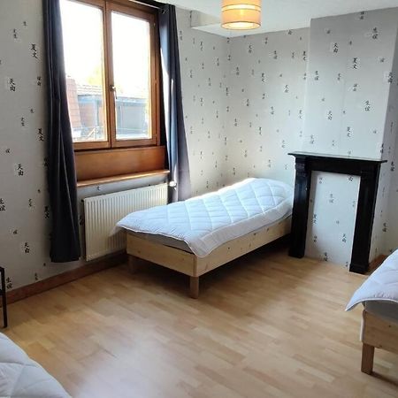 Maison Ronchin/Lille - Proche Toutes Commodites ภายนอก รูปภาพ