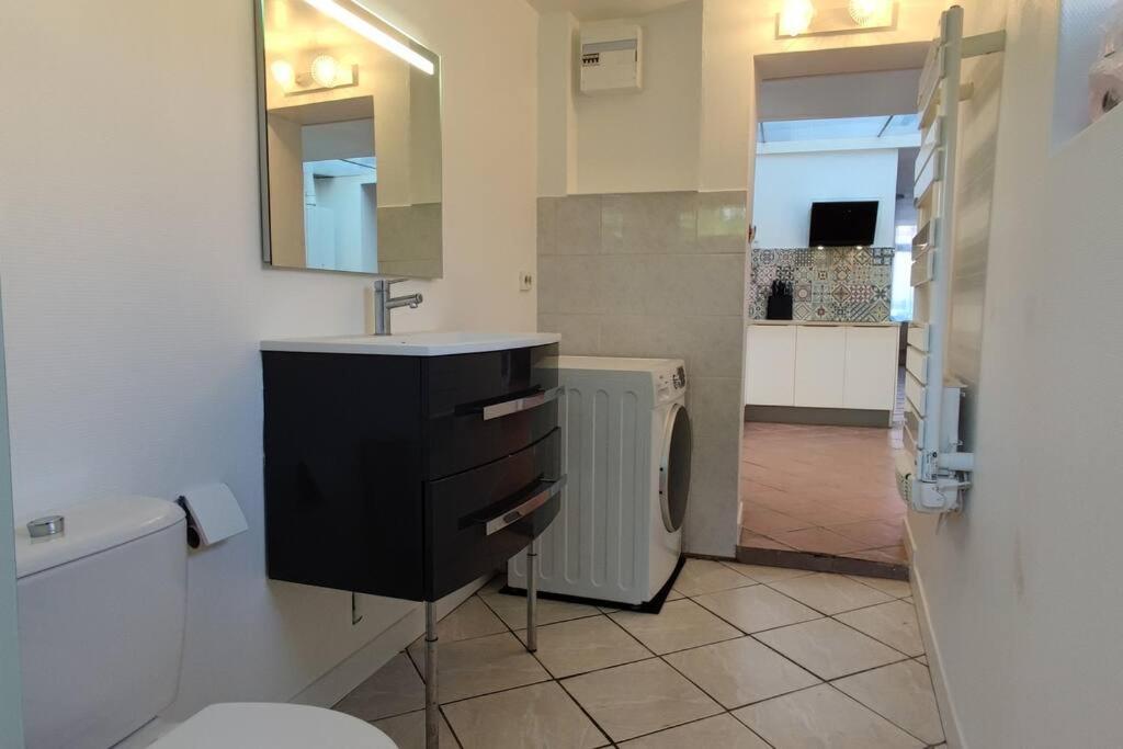 Maison Ronchin/Lille - Proche Toutes Commodites ภายนอก รูปภาพ